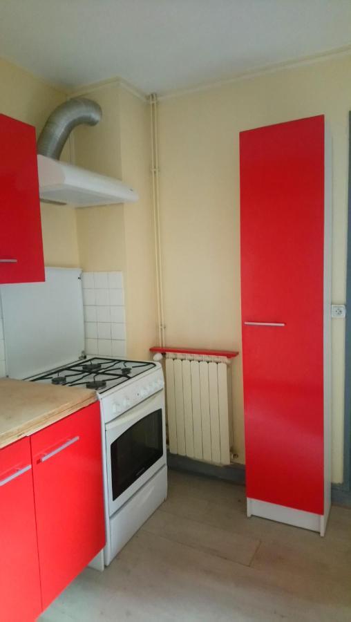 Hebergement Pour 2 Personnes,1 Chambres, Salon, Salle A Manger, Grand Garage Possibilite D'Un Lit 1 Personne Supplementaire Pour 15 Euros Sancoins Екстер'єр фото